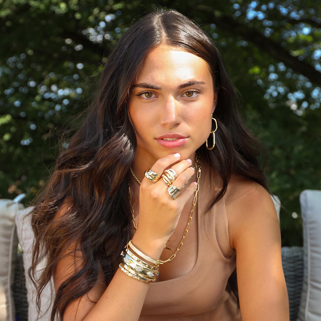 gold plated ribbed dome ring