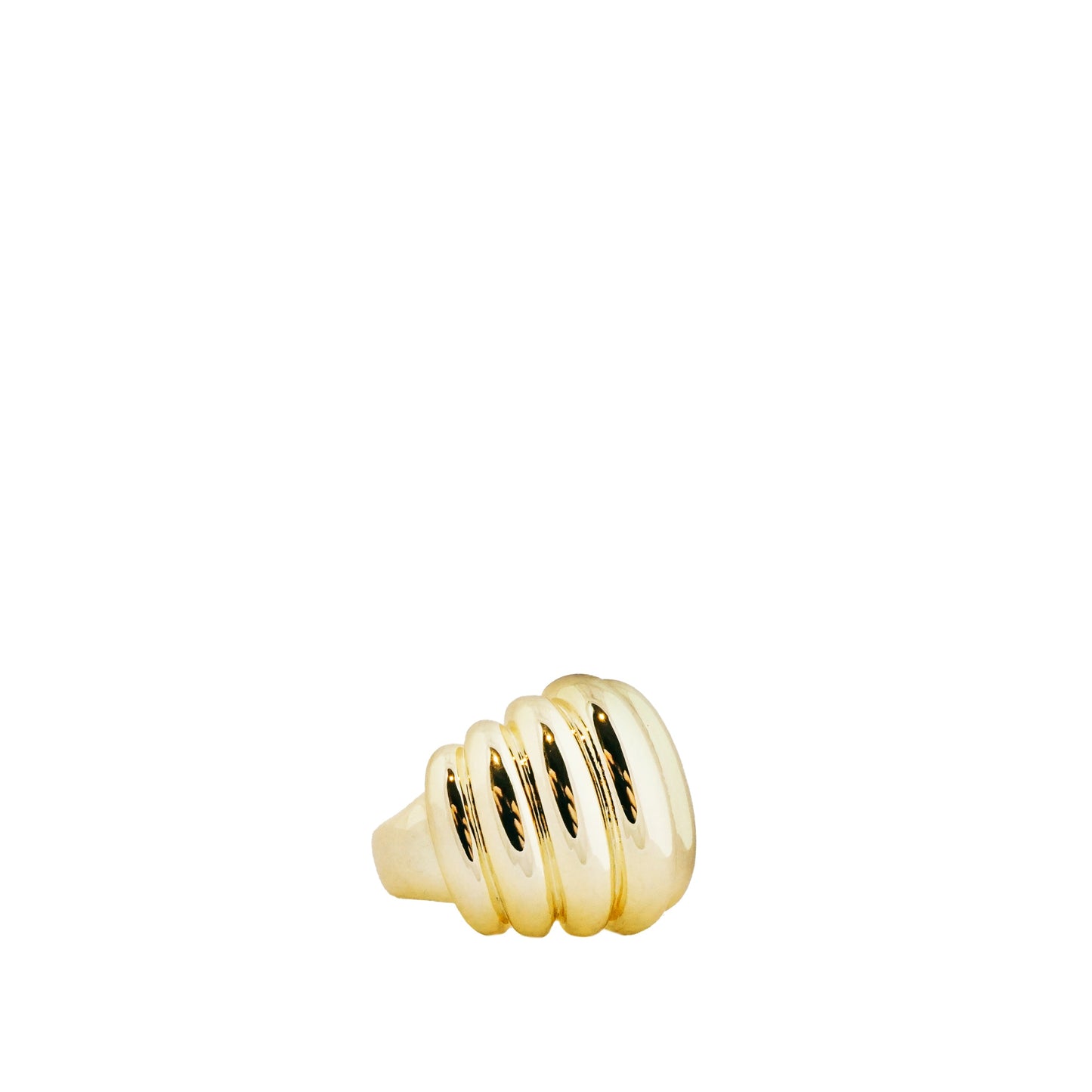 gold plated ribbed dome ring