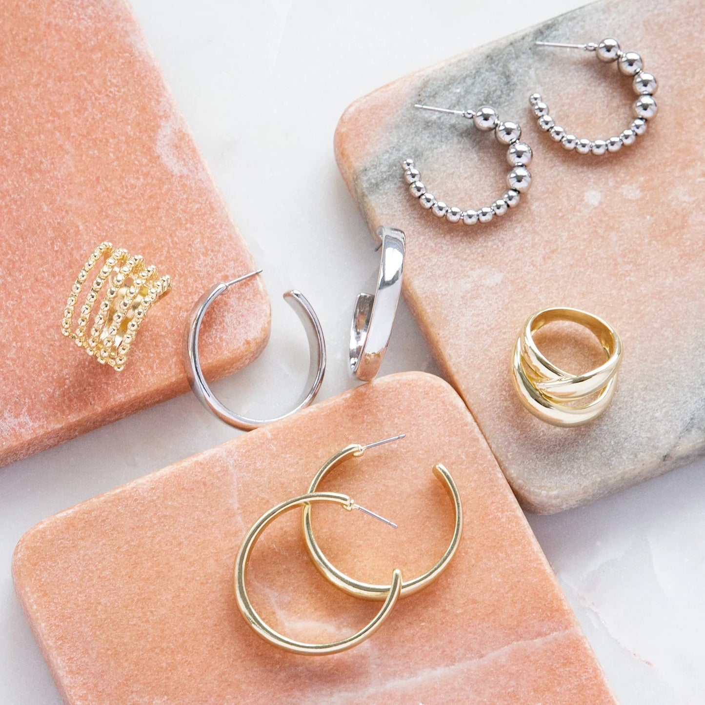 1" graduated metal bead hoop