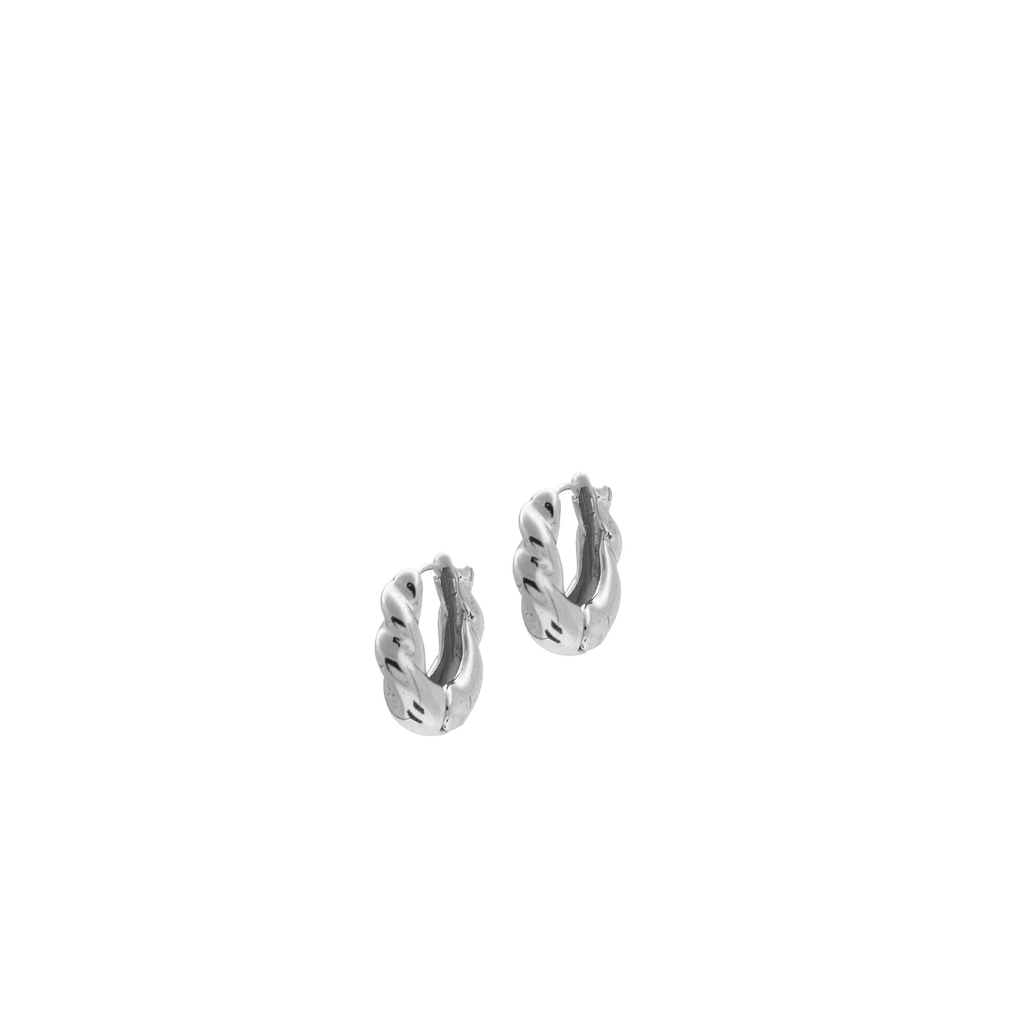 graduated oval twist hoop