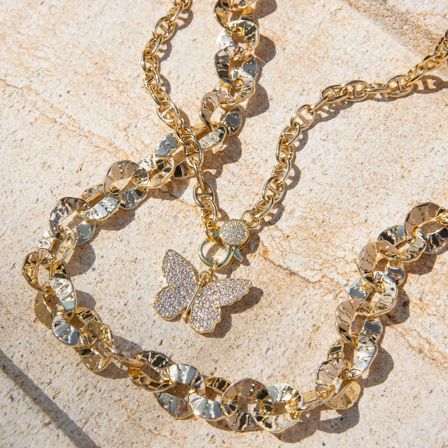 hammered metal open disc necklace