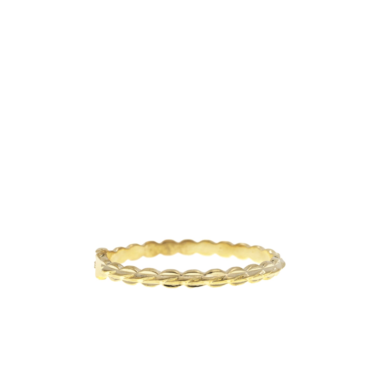 scalloped bangle