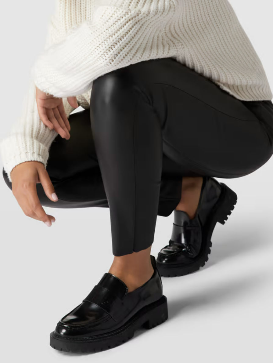 Resa Vegan Leather Legging