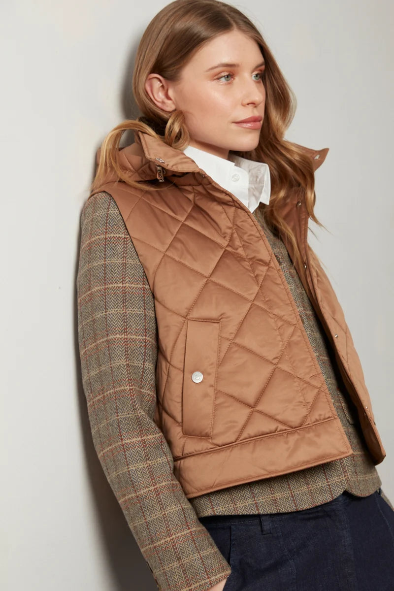 Adroit  Daniela Detachable Hood Vest