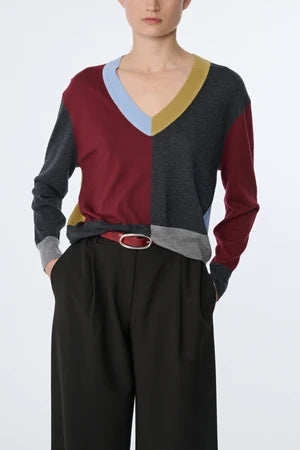 Toccin Sia V-nk Sweater
